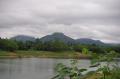001_hue_2803_montagnes Les montagnes entre Hue et Danang/Hoi An, ce sont elles qui arretent les nuages et font que le temps est tres different entre les deux regions.